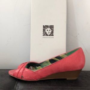 NWT-  Anne Klein Wedges